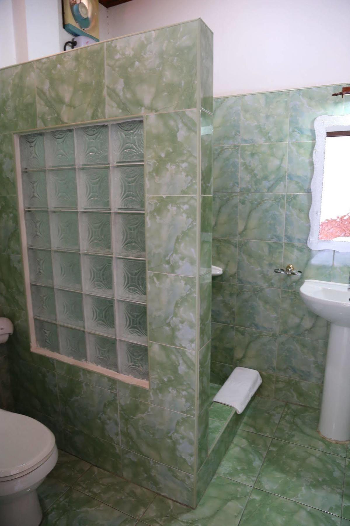 Lalco Ar Hotel Ban Nongdouang Exteriör bild