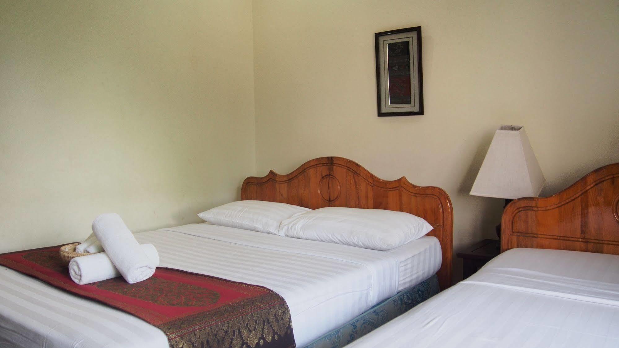 Lalco Ar Hotel Ban Nongdouang Exteriör bild